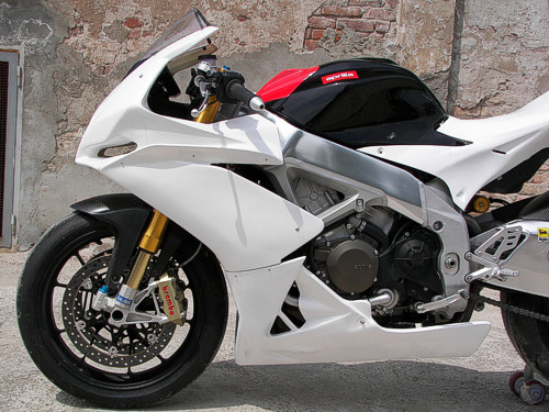 VTR11004