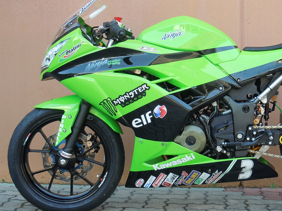 VTR4203